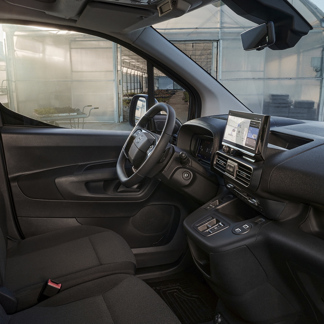 toyota_PROACE-CITY_interieur_Spotlight_1280x1280