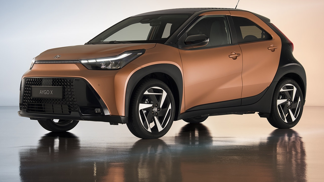 Toyota-AYGO-X-GR-SPORT-driekwart-vooraanzicht-234